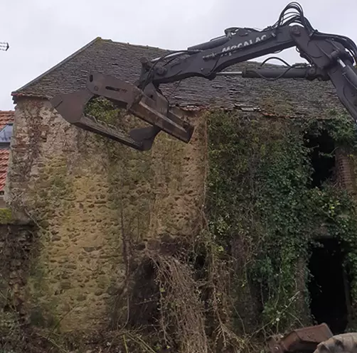 Charron TP : entreprise démolition à Jouy près de Chartres (28) & Rambouillet (78)